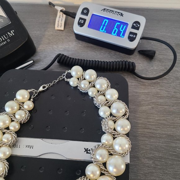 Vintage Statement Collar Necklace Graduated Faux Pearls Silver Chain Weave - Picture 12 of 12